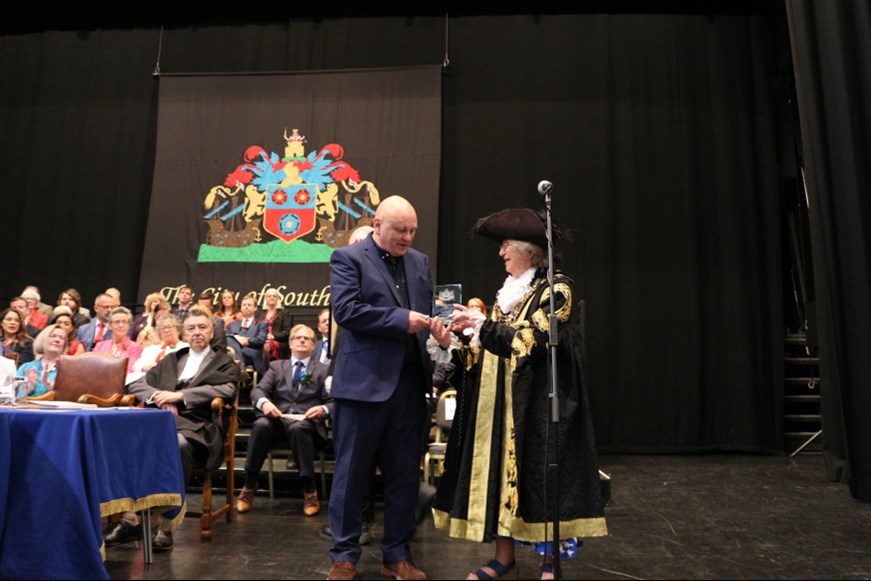 David Hamilton receives the City of Southampton Award from the Lord Mayor